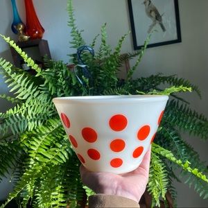 AMAZING condition Vintage Fire King Red Polka Dot Milk Glass Mixing Bowl…